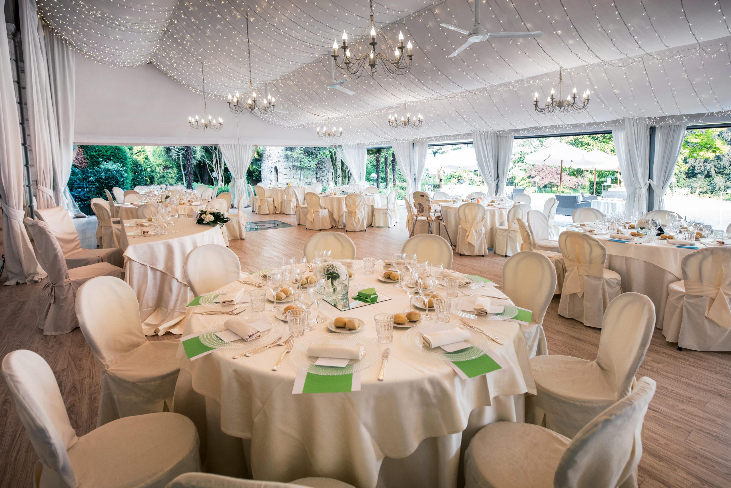 Stilvolle Hochzeit ist vorbereitet