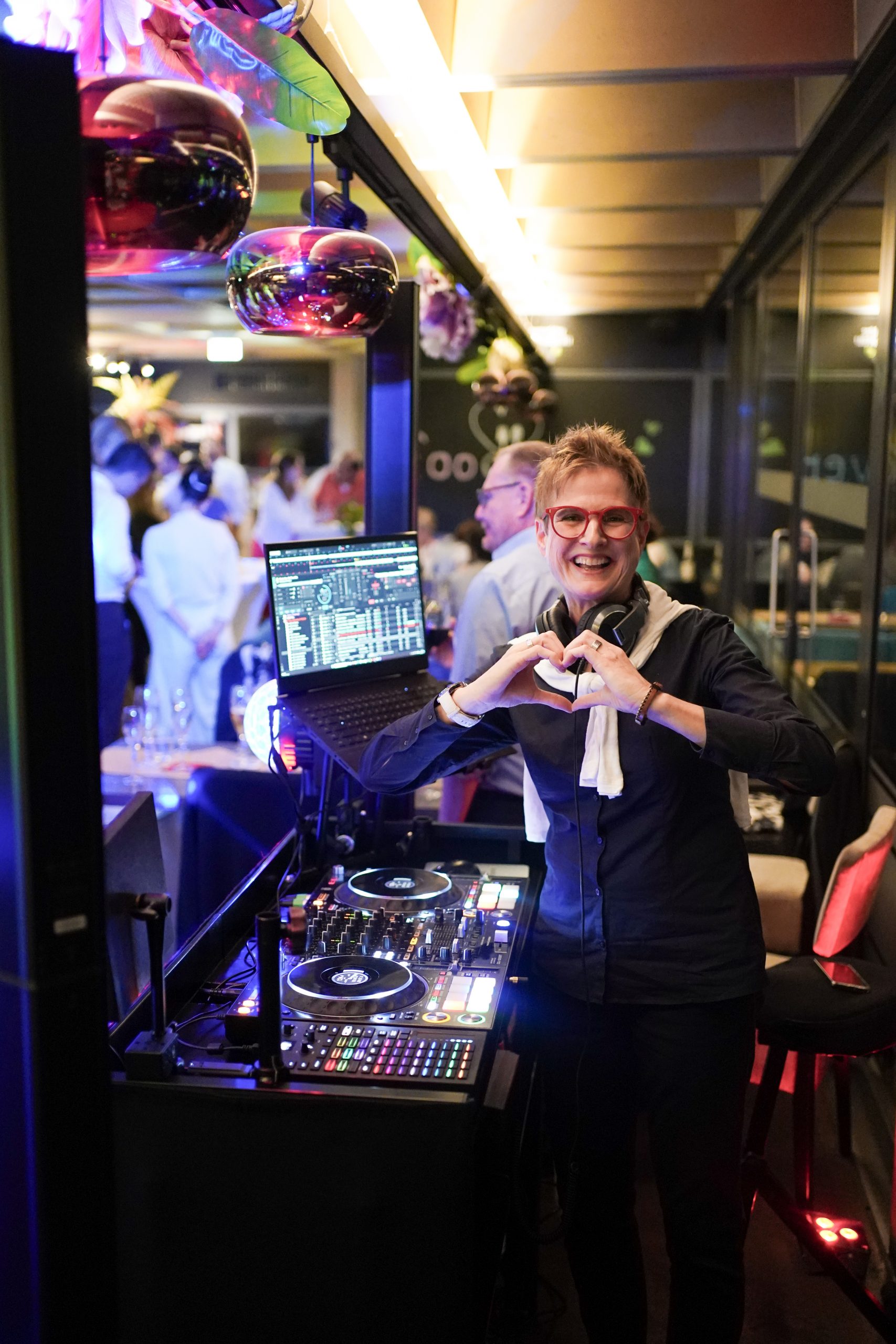 Eva - DJ für Schweinfurt